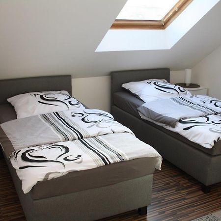 Ferienwohnung Kempf Mandelbachtal Ommersheim Экстерьер фото