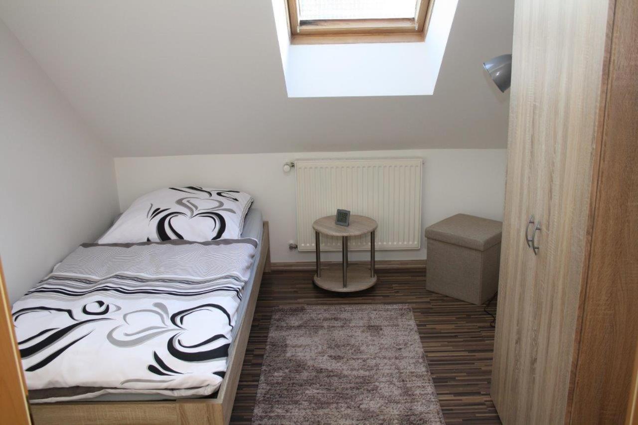 Ferienwohnung Kempf Mandelbachtal Ommersheim Экстерьер фото